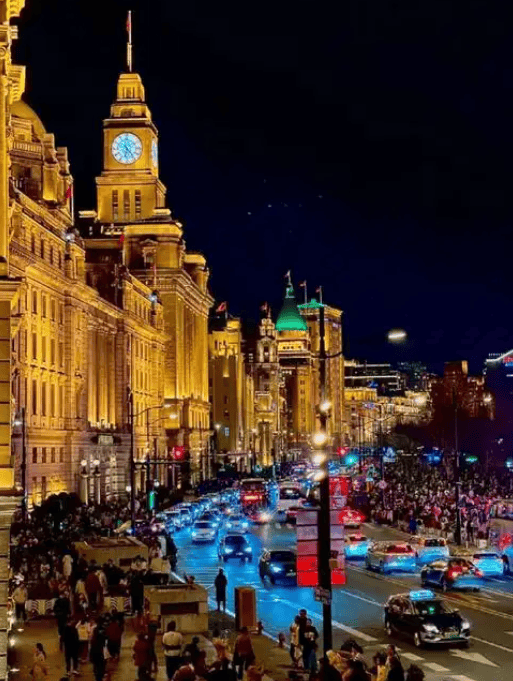 中心 - 环境户型价格地址楼盘详情配套电话交房时间配套电话交房时间K8凯发上海保利·世博天悦(售楼处) 首页 - 保利·世博天悦销售(图2)